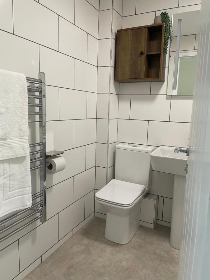 Courtyard House, With Parking And Patio Garden Villa Whitstable Eksteriør bilde